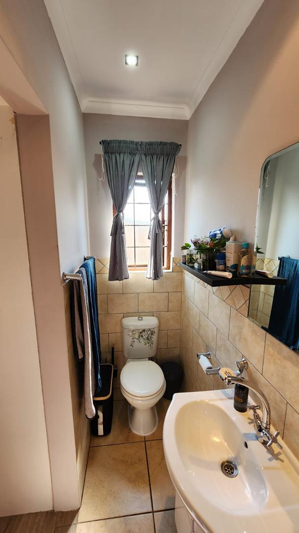 To Let 3 Bedroom Property for Rent in Cashan North West